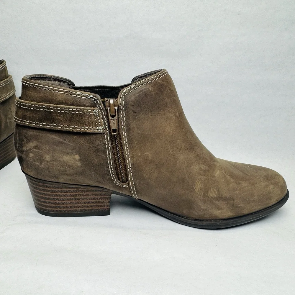 Clarks Adreena Field Ankle Boots Booties Womens Size 8 M Brown Leather‎ Side Zip